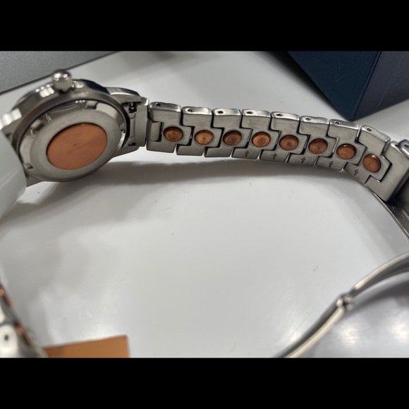 Bulova Copper Millennia Watch - Picture 4 of 5